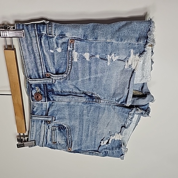 American Eagle super stretch size 2 high rise jean shorts - Picture 2 of 8